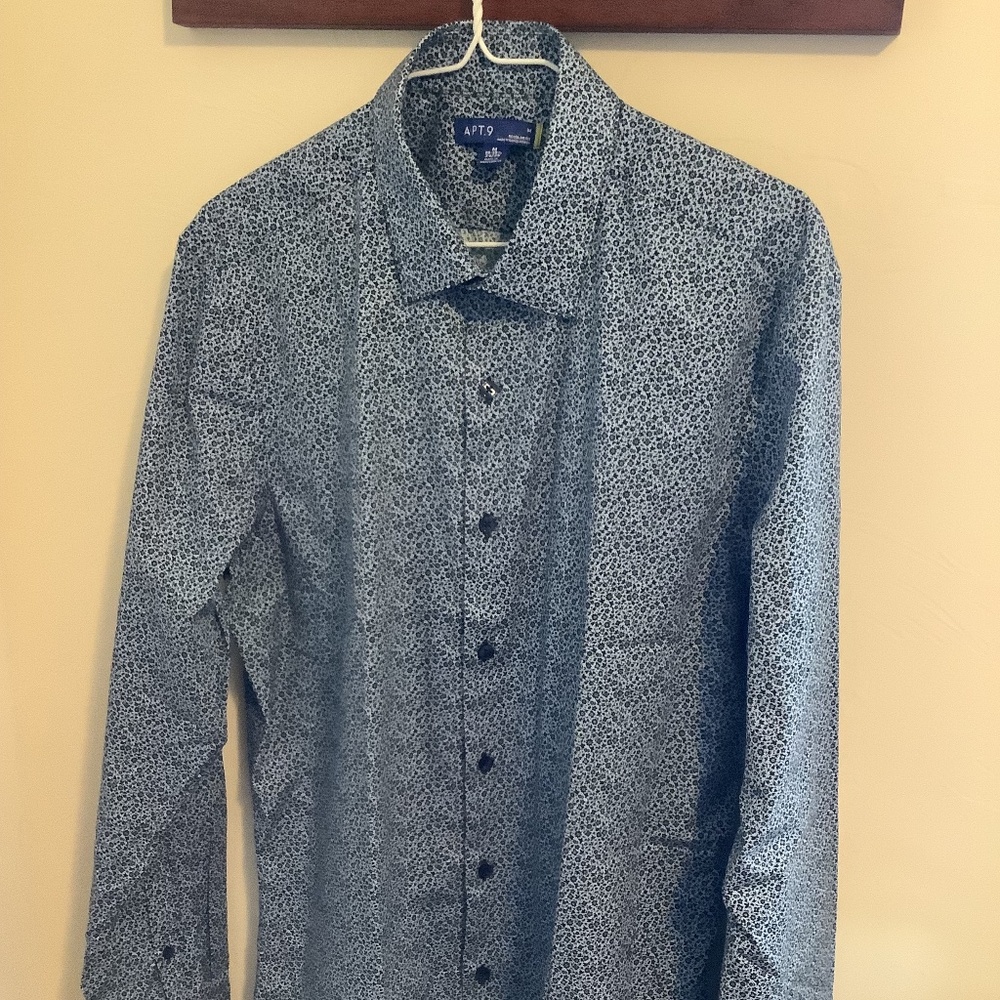 15 / 15.5. Men’s  Cotton. Dress Shirt